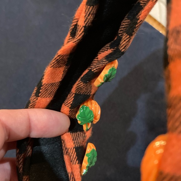 Pumpkin 🎃 Headband - Picture 5 of 6